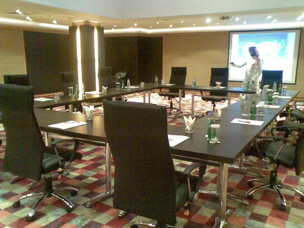 Crom Express Airport Hotel - Jeddah Jidá Exterior foto